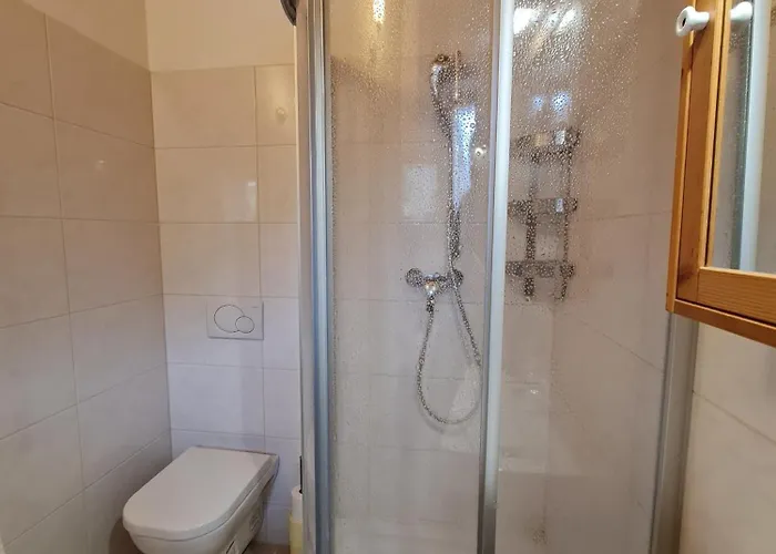 Апартаменти Alpenrose Boutique By Globalimmoservice